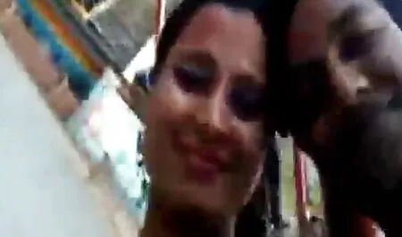 Hän juuttui peräaukkoon ja täytti suunsa suomalaista pornoa spermalla.