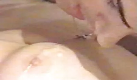 Tyttö, joka pornovideoita lähti opettajan kanssa,