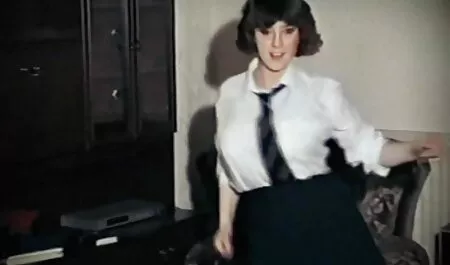 Kauniit tytöt rakastavat olla yksi sen jäsenistä. kotimainen porno