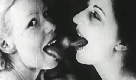 Yhteys pikkutyttö löysi ilmaiset porno videot kaikki reiät ystävä, kollega jäsen