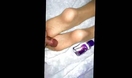 Levitetty kana ilmaiset pornoelokuvat tuolilla, kohta.