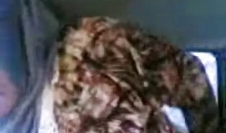 Tyttöjen erikoinen parhaat pornosivut temppu