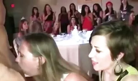 Hän meni lämmittelemään ilmaista pornoa vauvan kanssa, eikä se ollut maskuliininen lisääntynyt.