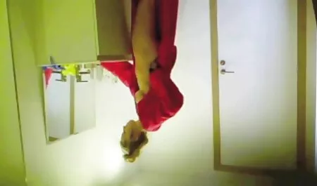 Äiti vapautti miehensä töistä ja suomalaista pornoa näki Sorsan miehen kanssa.