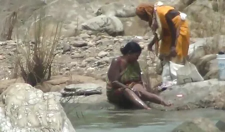 Isäpuoli jamina porno tytöt rangaistuksena tottelemattomuudesta.