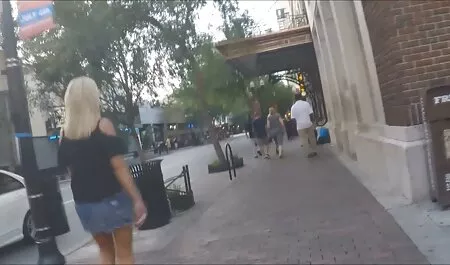 Joulupukki antoi tytölle työpaikan seksin ilmainen kova porno näkemiseen.