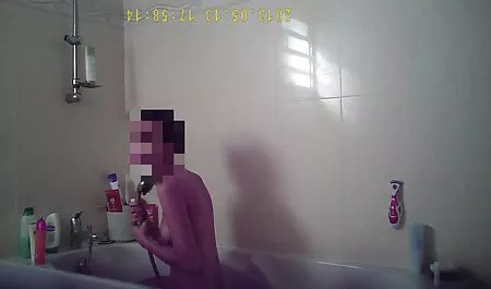 Johtaja Tilt valmistumisen jälkeen kaupan oli ilmaista pornoo tappaa sihteeri työpöydällä.