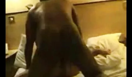 Kanssasi tyttö ilmainen pornovideot piti ryhmä lesbot leluja