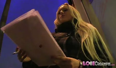 Pet-Lean on viehättävä ilmaiset pornofilmit naapuri on taipumus saada seksiä.