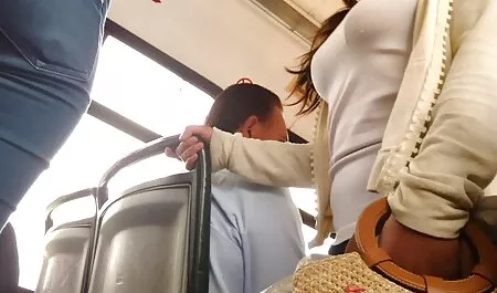 Kuvausten aikana kuvaaja ei pornoelokuvat myöskään vastustele ja käytti hyväkseen mallia ohut