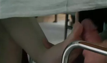 Hänen poikaystävänsä oli poika, joka näytti seksiä porno pojalta.