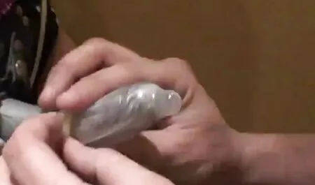 Tänään Nainen, joka haluaa niellä miehensä ison takamuksen mahdollisimman ylilauta porno syvälle.