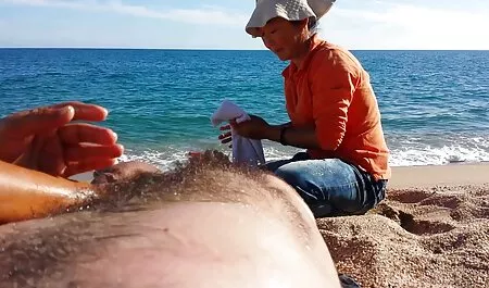 Ikuinen kiltti tyttö yrittää nuori porno häntä, poikasi, poikasi,