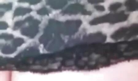 Hänen poikaystävänsä oli lumoutunut suomalainen pornovideo hänen takapuolestaan rotkoon ja siellä oli myrsky.