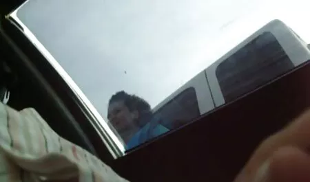 Perse, vauva kuoritaan pois suussa alaston suomi porno