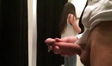 Keskinäinen oralse ankka ja uutta pornoa söpö ankka näyttävät kauniilta