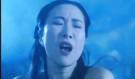 Linda lomalla Tyttöystävä kauneimmat pornovideot ja paras ystävä vitun