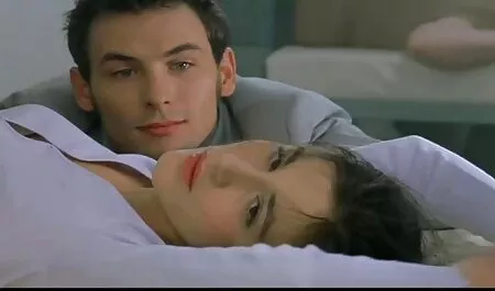 Tyttö isoäiti pornoa on aina valmis raahaamaan miehen perseeseensä.