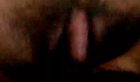 Tytöt nukahtivat lukiessaan ylellistä romaania, ja ilmaiset pornofilmit se on suuri unelma.