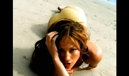 Rikas puolue laulaa kaksi pornovideoita ilmaiseksi bardman