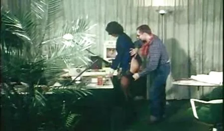 Äiti ilmaisetpornovideot vietteli ison askeleen maitoa ja tehdä suuria vaikeuksia.