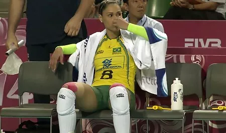 En ajattele ilmaiset seksivideot karhu niin, kun haastattelen miestä, joka voitti hänen vatsansa.