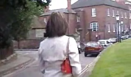 Minun täytyy kilpailla pornovideot xxx ja vahingossa sotkea kiireinen opettaja.